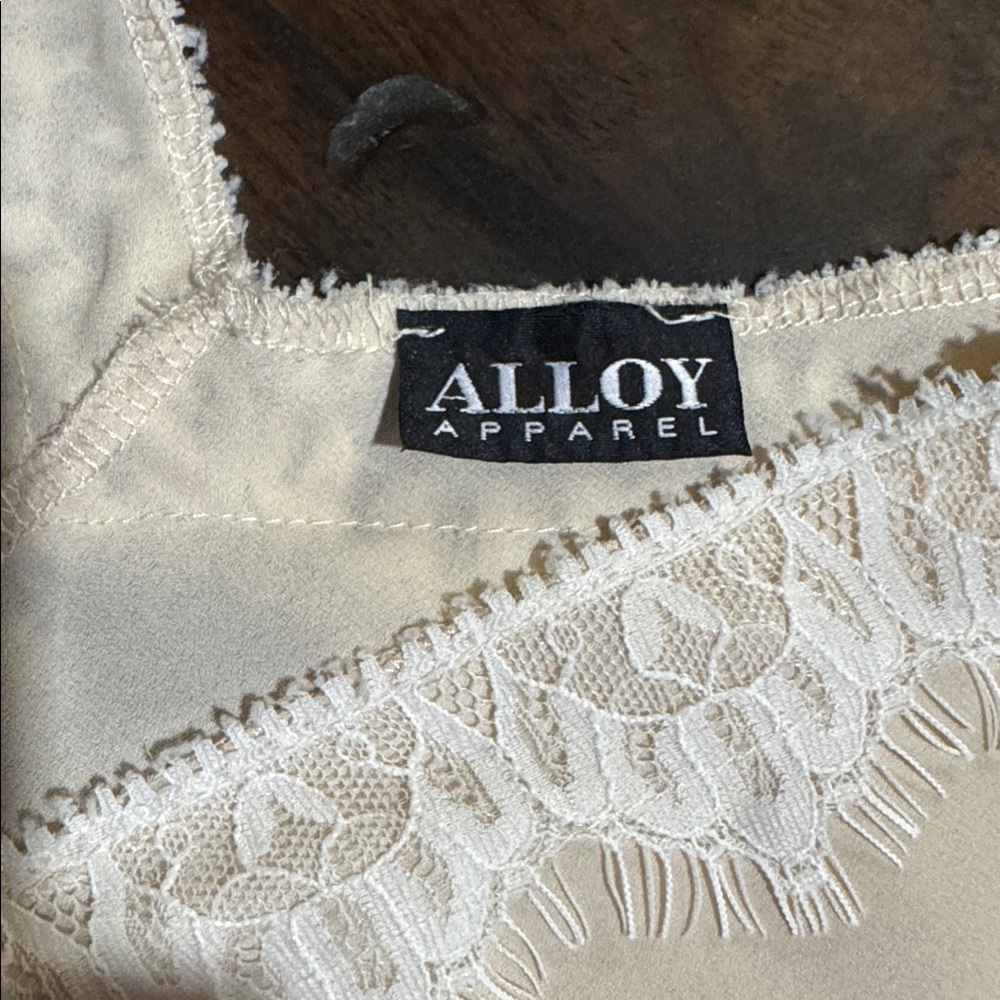 ALLOY Cream Lace Poncho Blouse - Picture 2 of 10